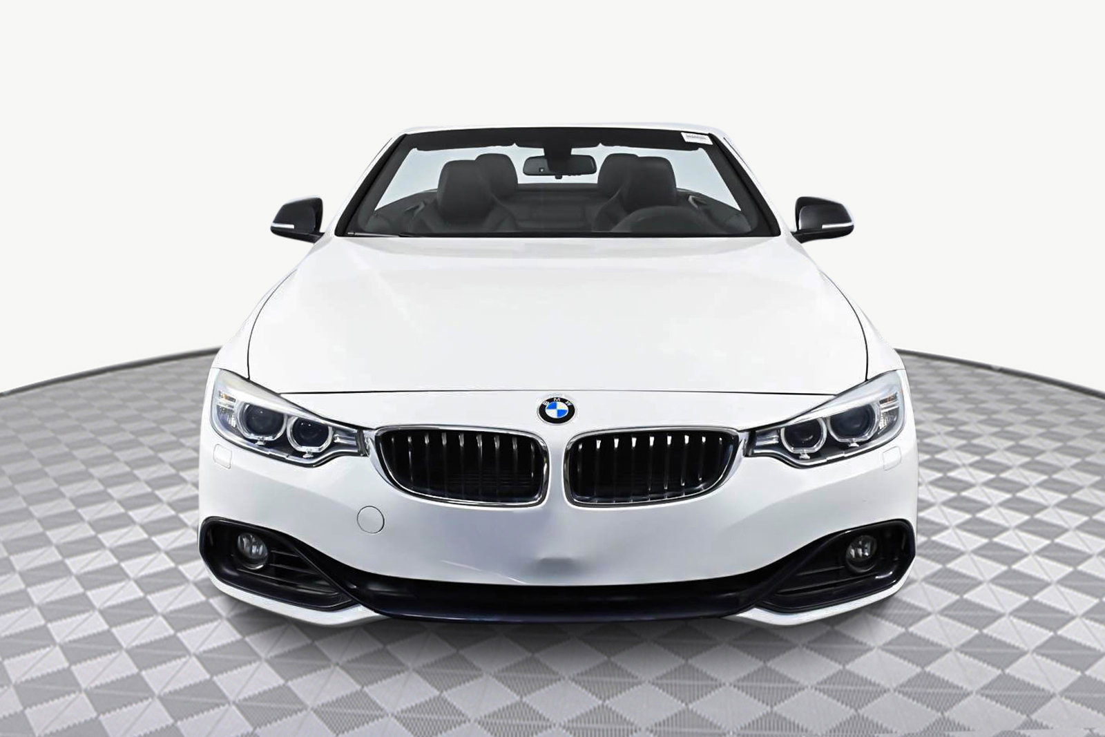 BMW 4281 Convertible Rent in Dubai