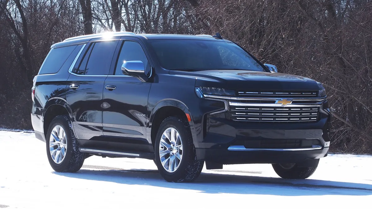 2022-chevy-tahoe-4wd-premier-ogi1