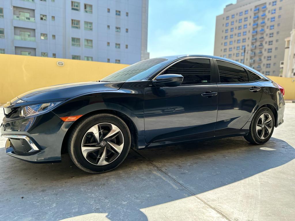 Honda Civic 2021-4
