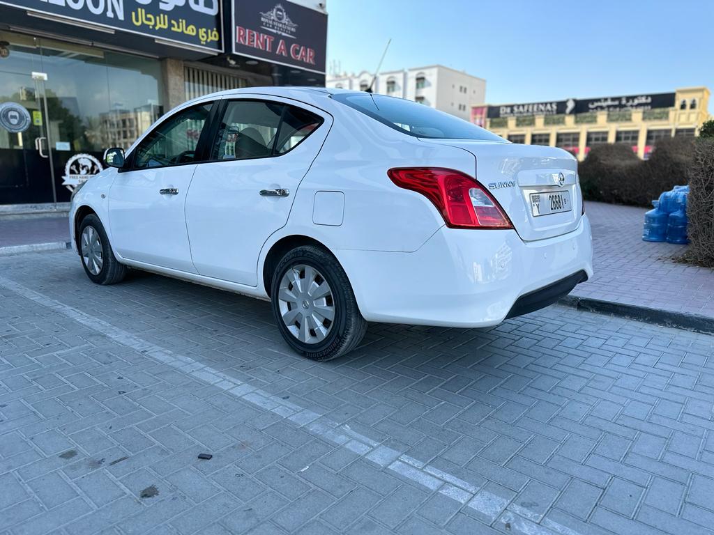 Nissan Sunny 2022-3